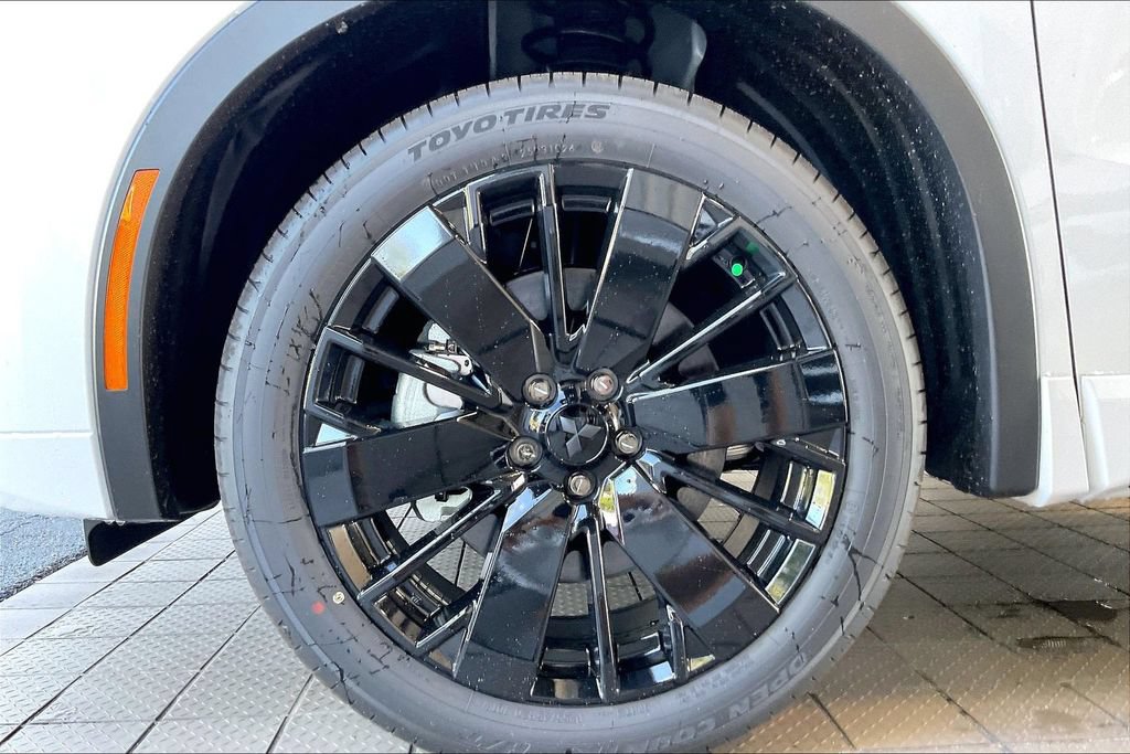 New 2026 Mitsubishi Outlander SEL Black Edition FWD image 12