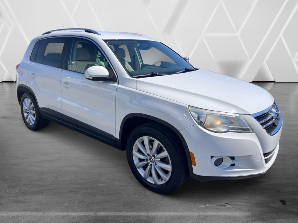 Used 2011 Volkswagen Tiguan S FWD image 4
