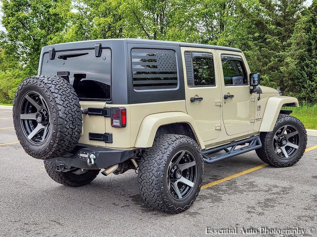 Used 2017 Jeep Wrangler Unlimited Sahara w/ Connectivity Group AWD/4WD image 7