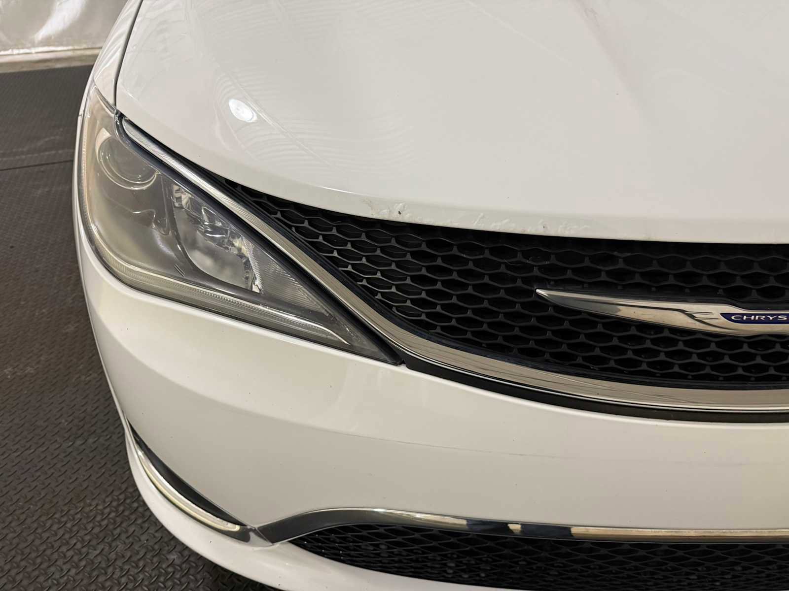 Used 2019 Chrysler Pacifica Limited image 4