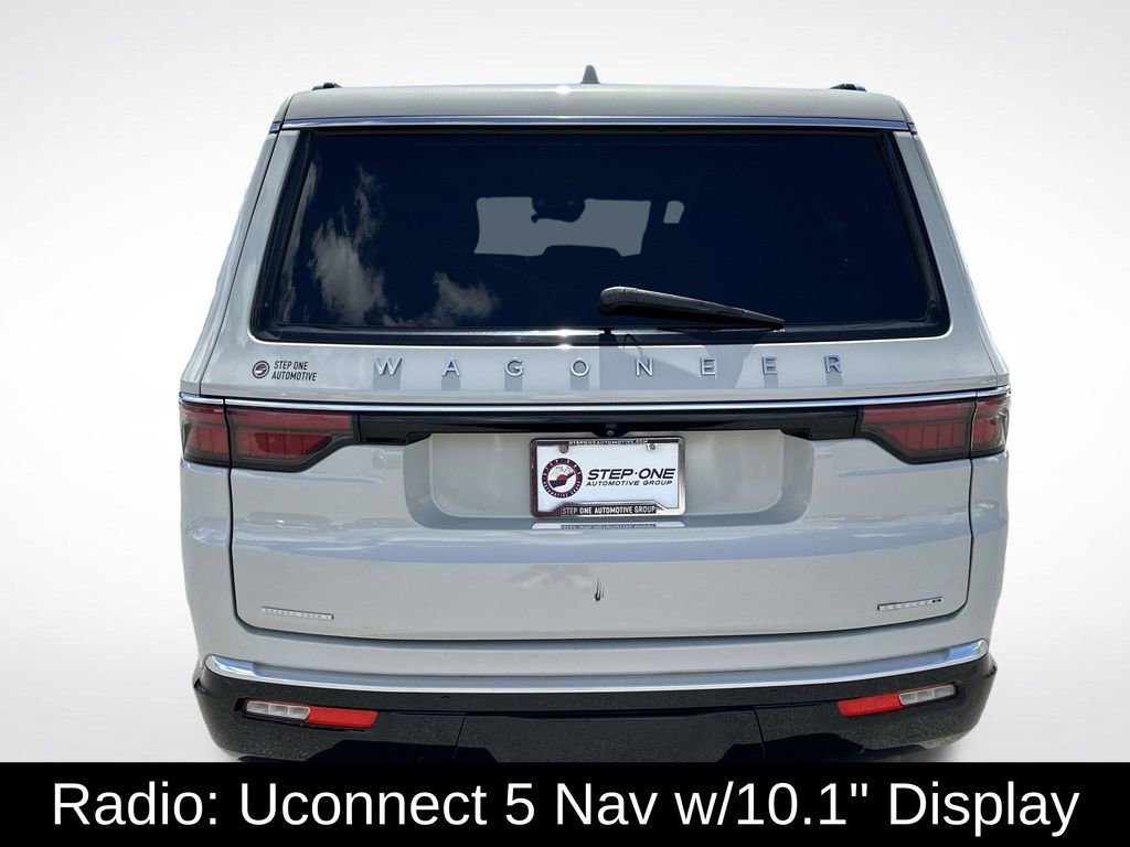 Used 2022 Jeep Wagoneer Series II w/ Premium Group I AWD/4WD image 6