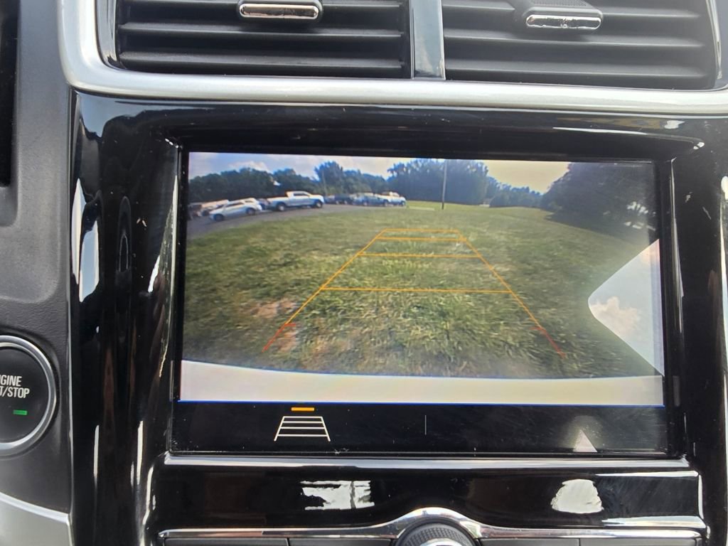 Used 2018 Chevrolet Sonic LT image 17