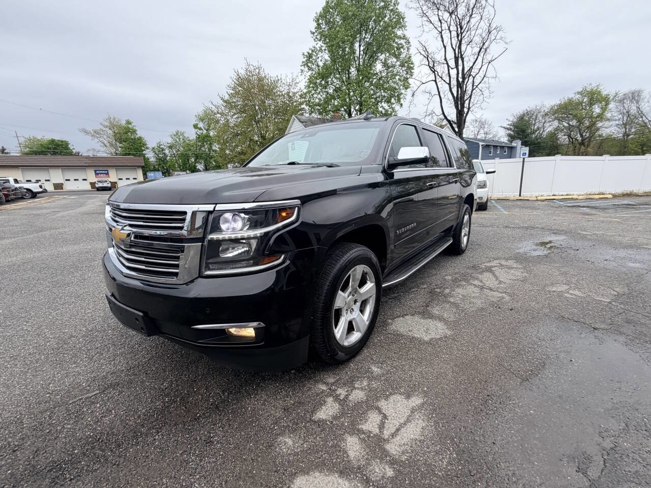 Used 2015 Chevrolet Suburban LTZ AWD/4WD image 59