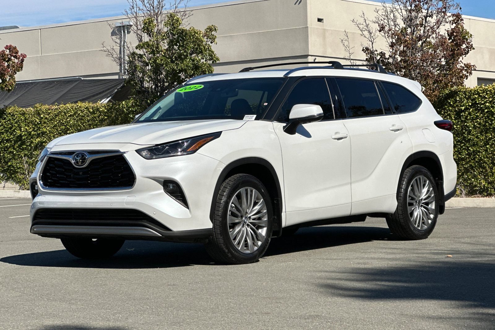 Used 2022 Toyota Highlander Platinum FWD image 8