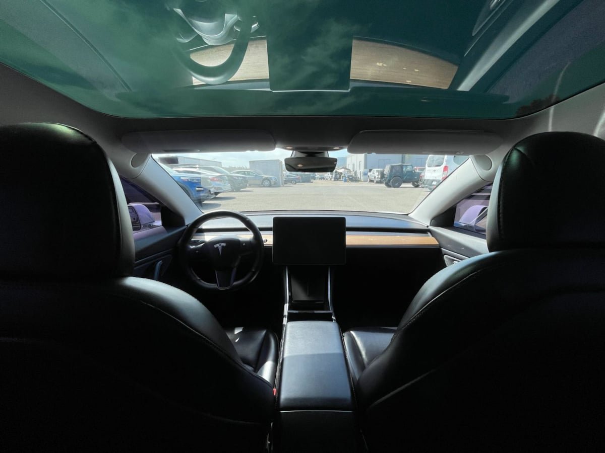 Used 2019 Tesla Model 3 Standard Range Plus RWD image 15