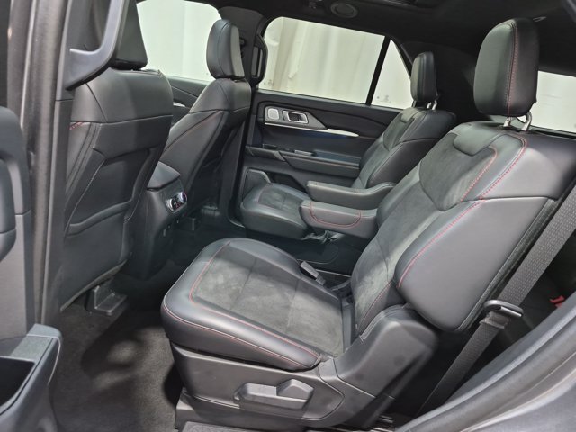 Used 2025 Ford Explorer ST w/ Sun And Sound Package AWD/4WD image 13