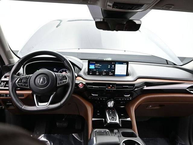 Used 2023 Acura MDX SH-AWD w/ Technology Package image 16