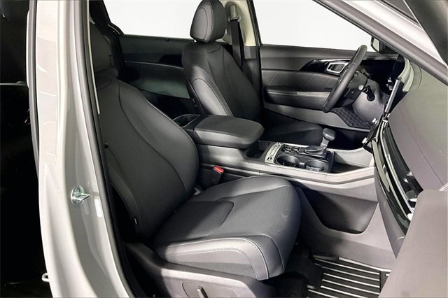 New 2026 Kia Carnival SX Prestige image 12