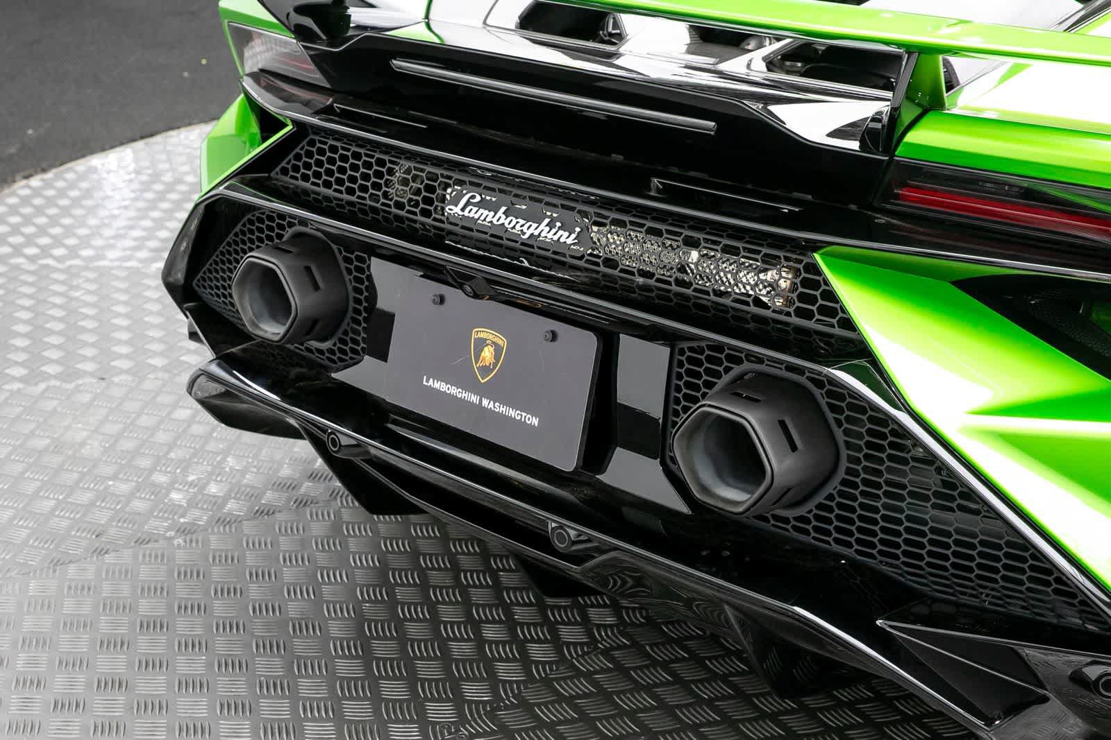 Used 2024 Lamborghini Huracan Tecnica RWD image 53