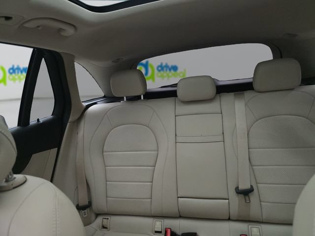 Used 2017 Mercedes-Benz GLC 300 image 21