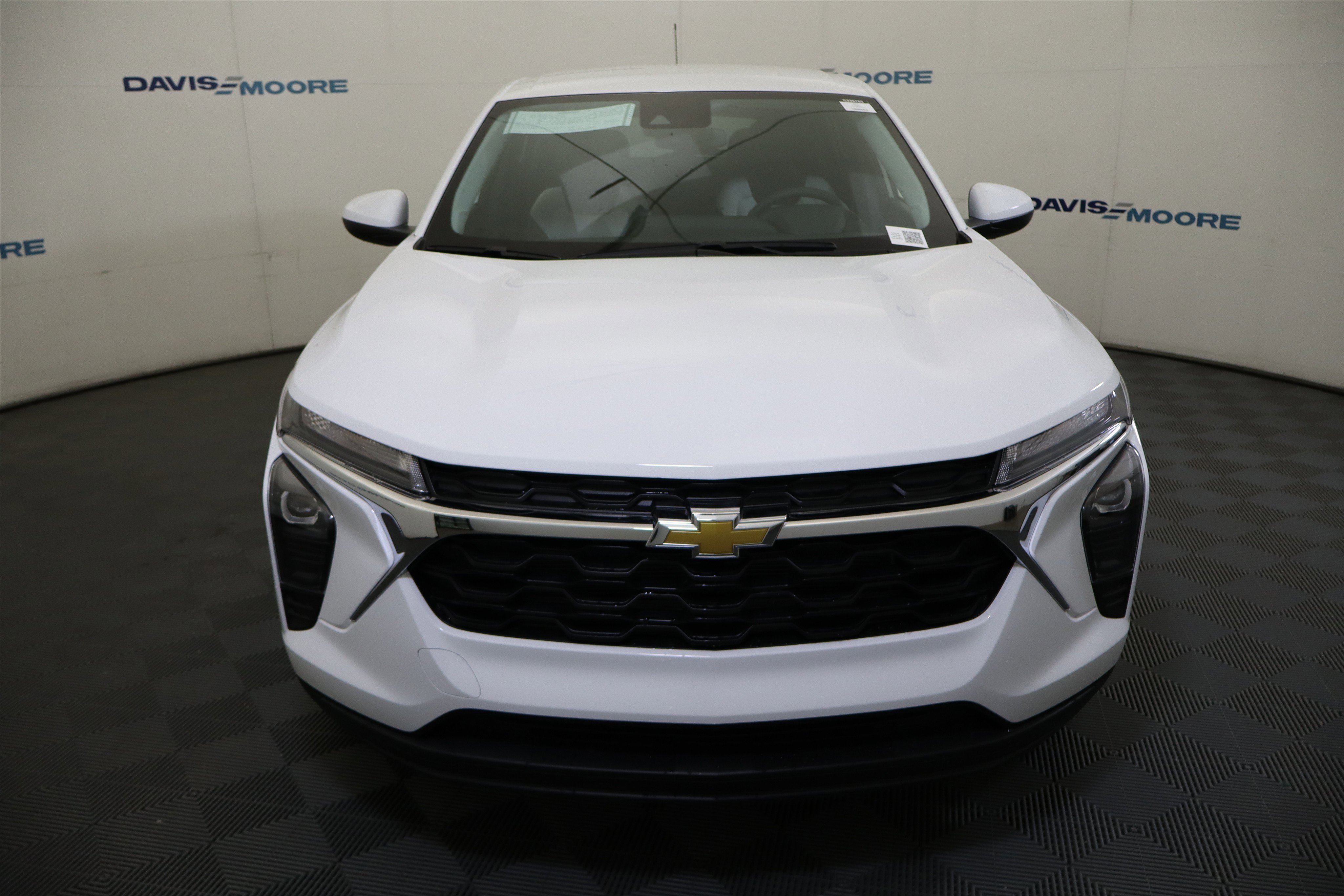 New 2026 Chevrolet Trax LS w/ LS Convenience Package FWD image 14