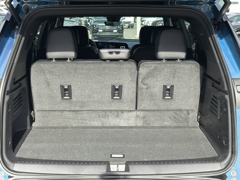 New 2026 Chevrolet Traverse High Country image 24