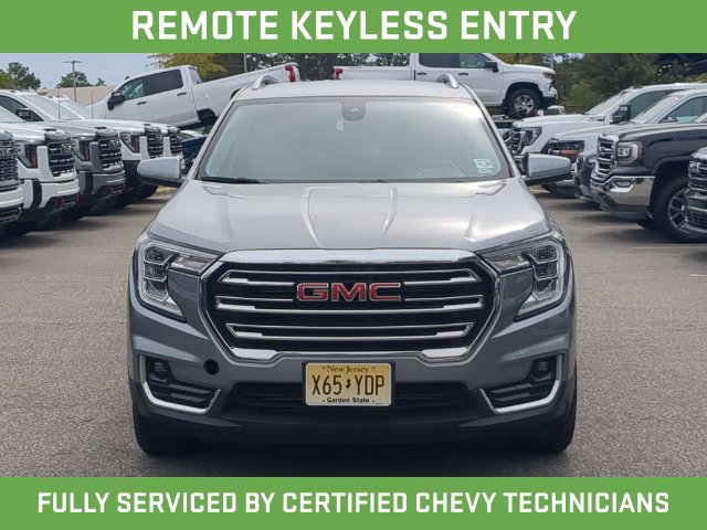 Certified 2024 GMC Terrain SLT AWD/4WD image 12