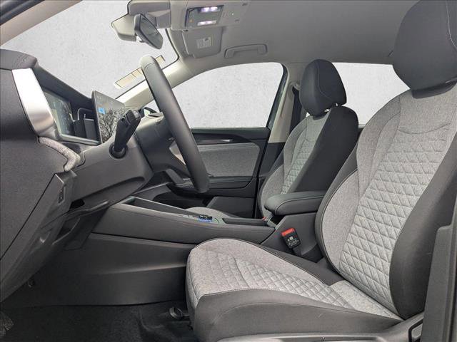 New 2025 Volkswagen Tiguan S image 4