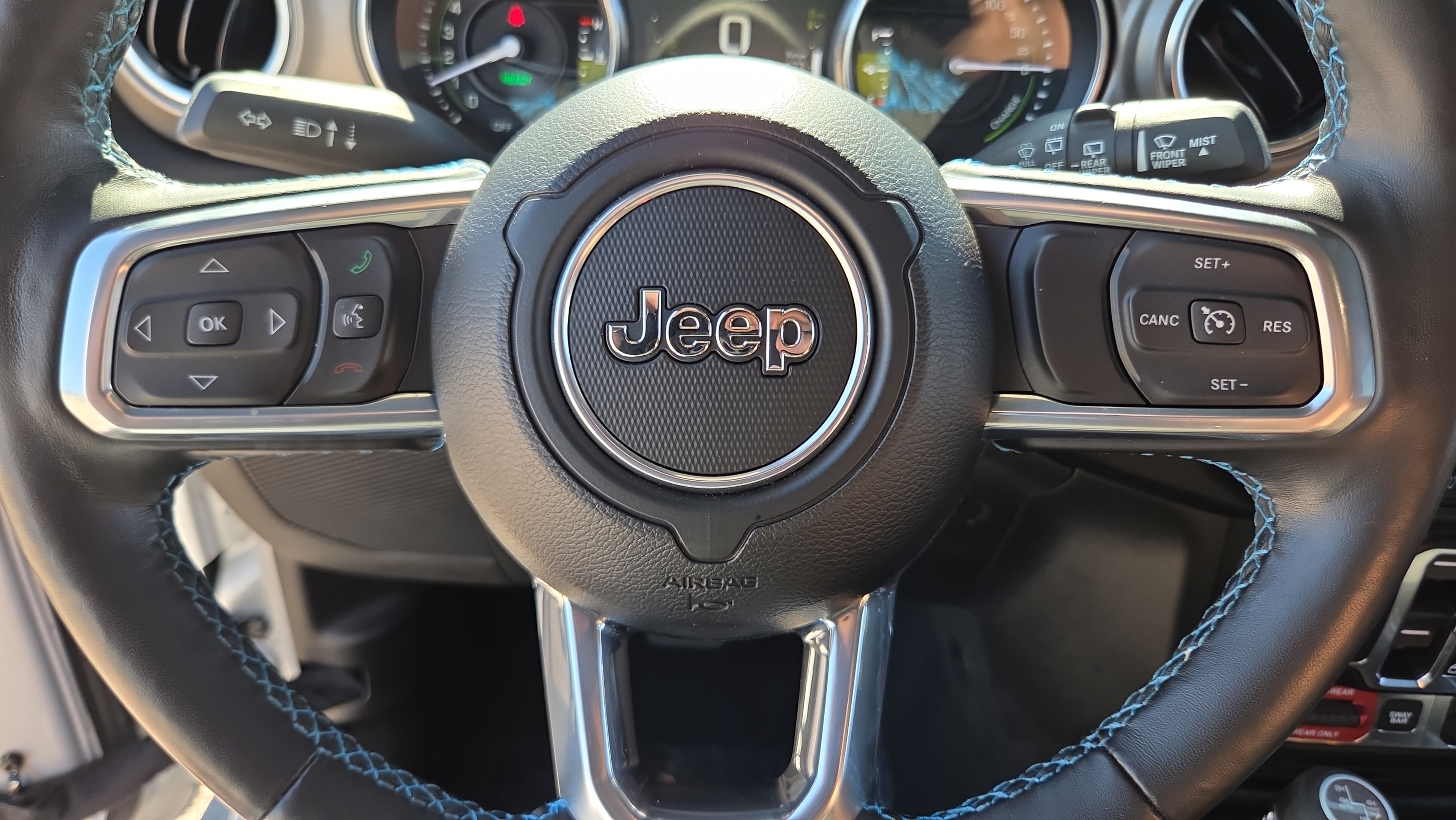Used 2023 Jeep Wrangler Unlimited Rubicon 4xe w/ Steel Bumper Group AWD/4WD image 25