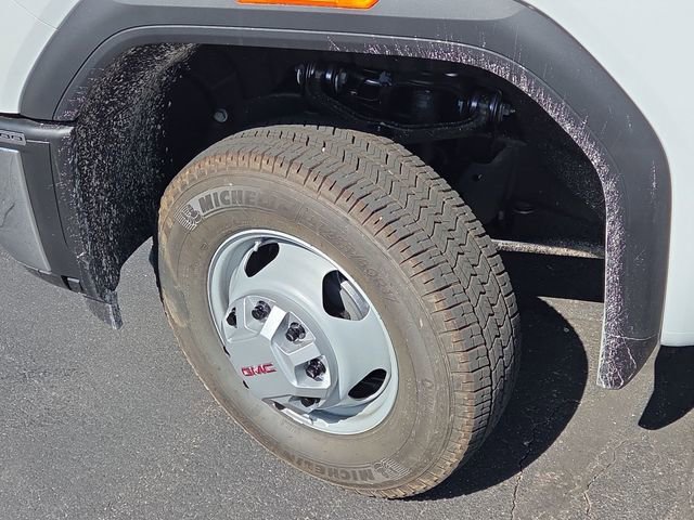 New 2025 GMC Sierra 3500 Pro w/ Convenience Package image 31