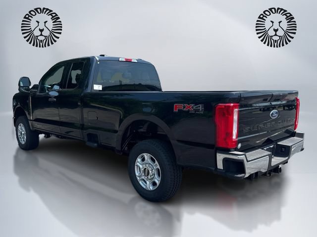 New 2026 Ford F250 XLT w/ FX4 Off-Road Package AWD/4WD image 9