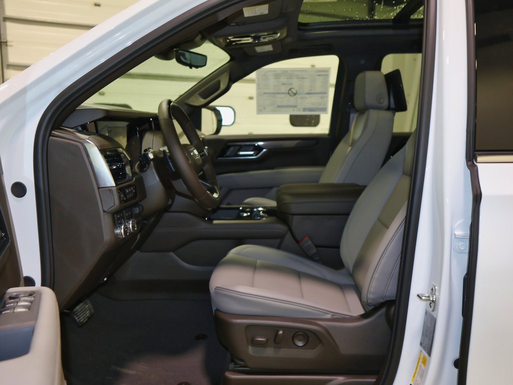 New 2026 GMC Yukon XL Elevation w/ Elevation Premium Package image 9