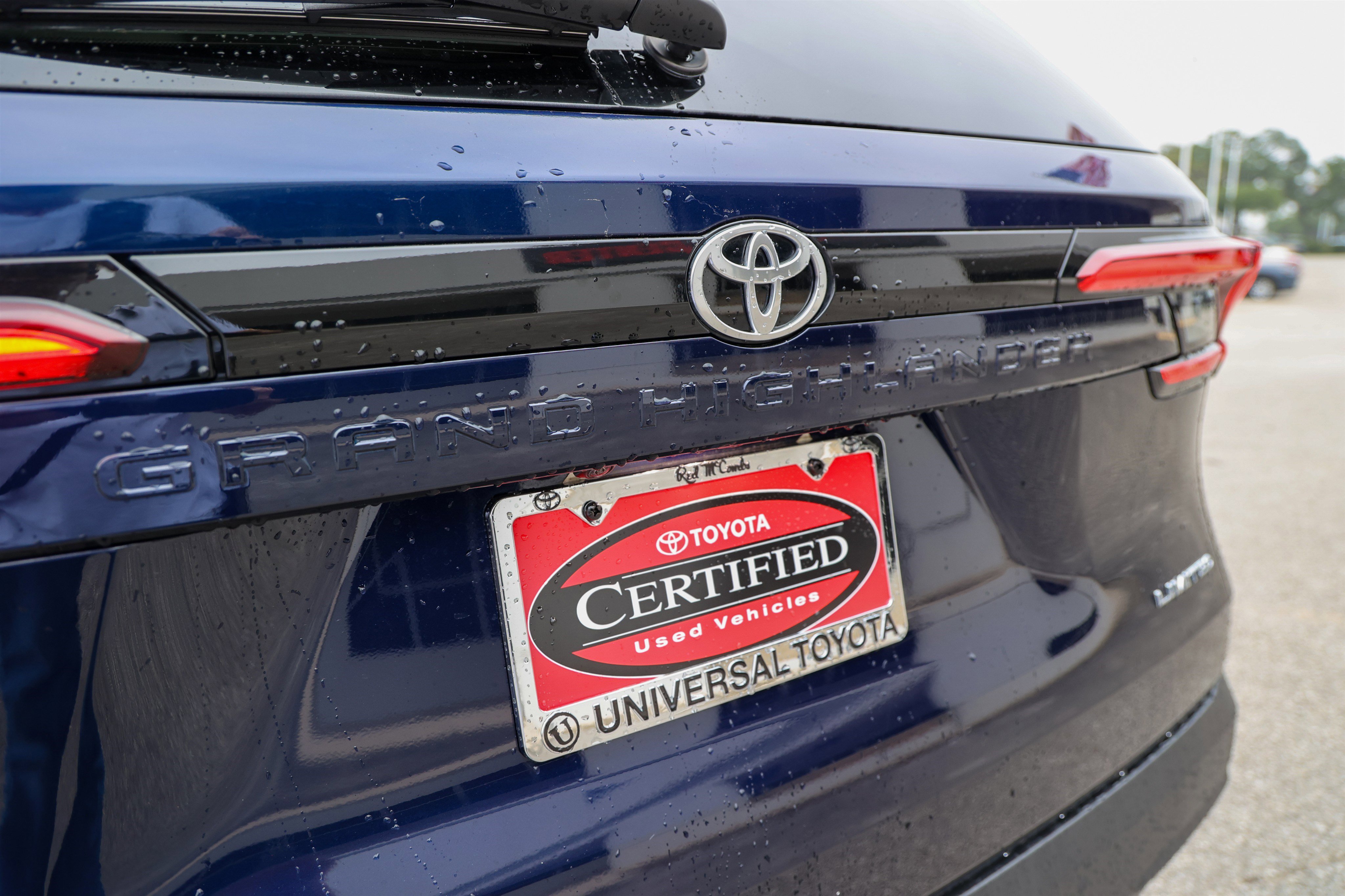Certified 2025 Toyota Grand Highlander FWD image 12