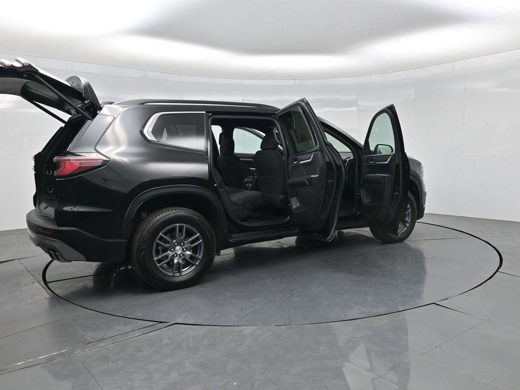 Used 2025 GMC Acadia Elevation FWD image 4