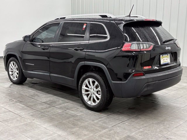 Used 2019 Jeep Cherokee Latitude w/ Cold Weather Group FWD image 4