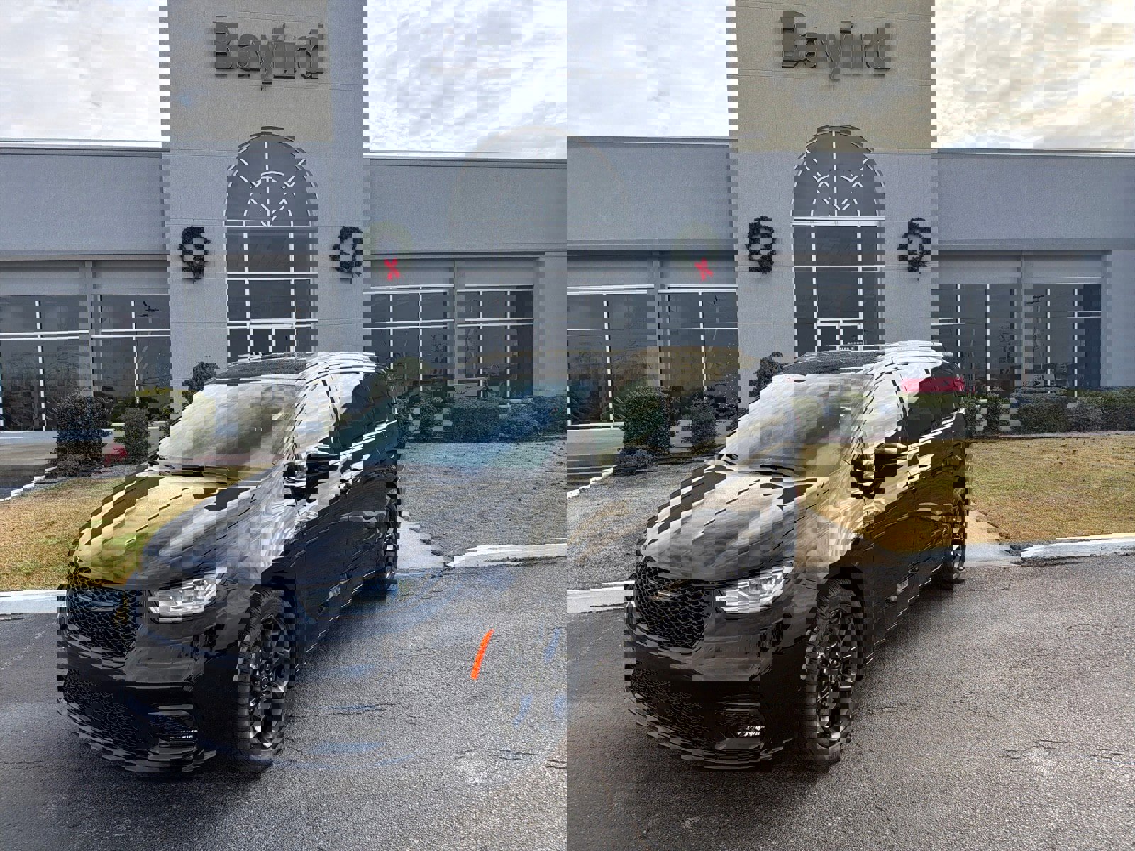 New 2026 Chrysler Pacifica Select