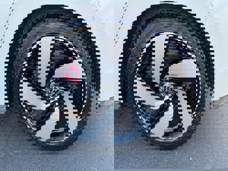 Used 2022 Volkswagen GTI S image 7