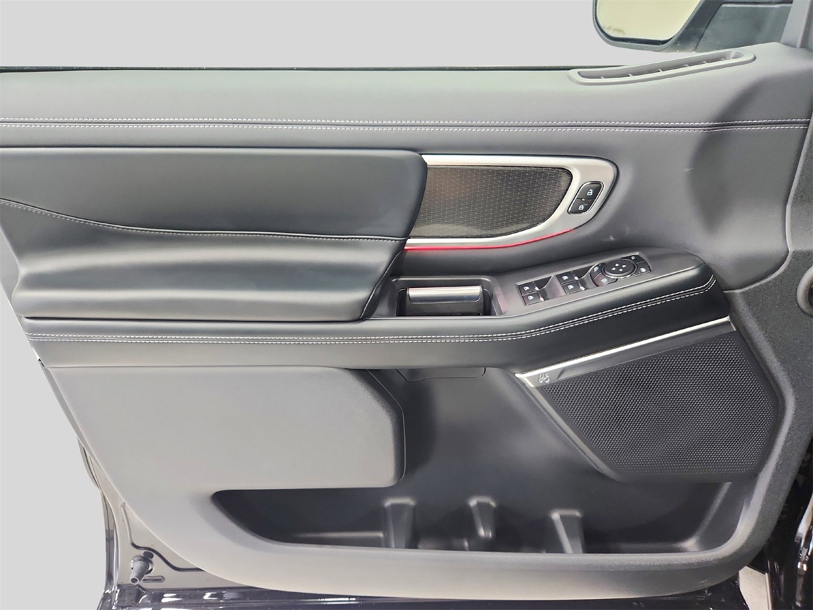 New 2025 Ford Expedition Platinum image 33