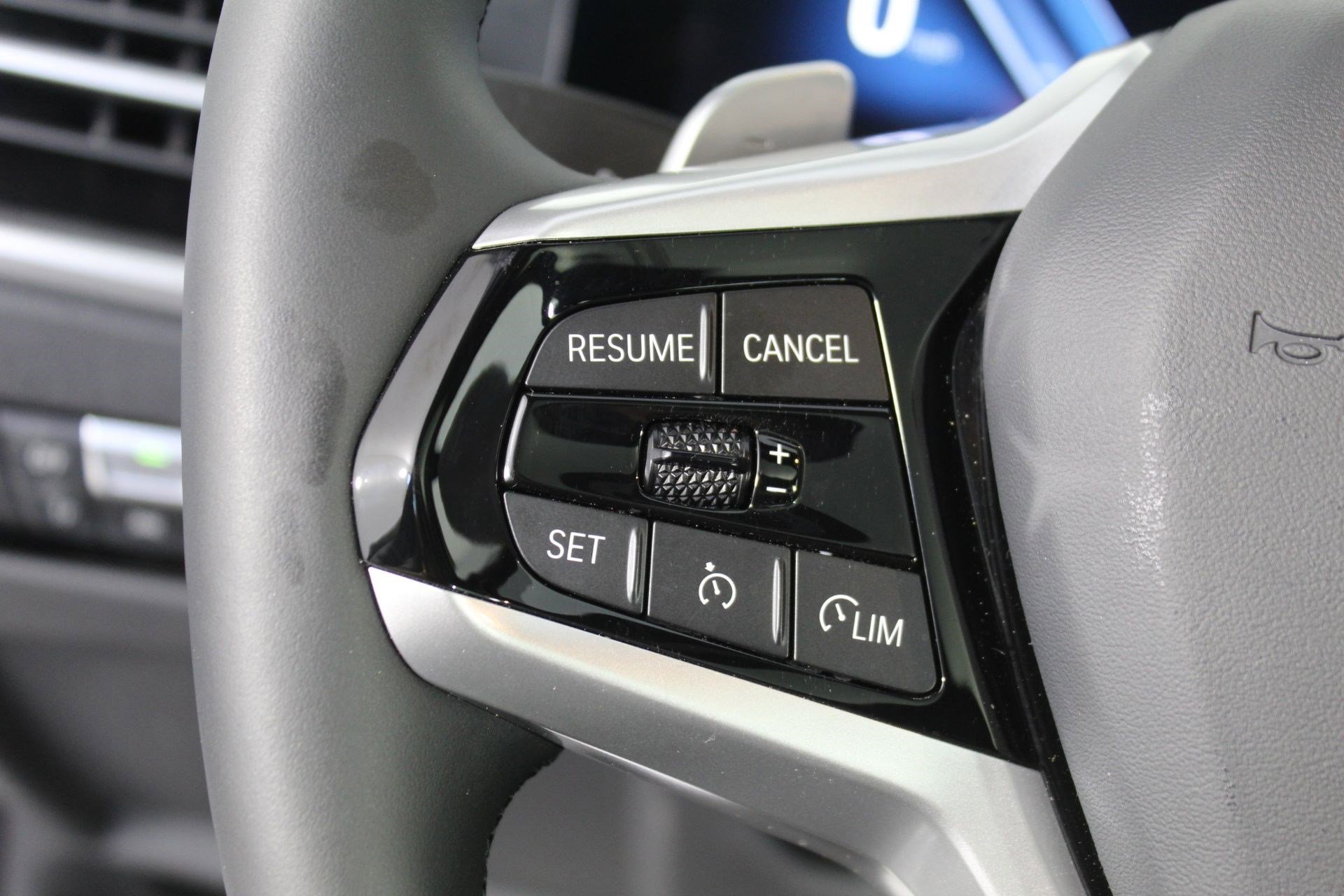 Used 2025 BMW 430i xDrive w/ Premium Package image 16