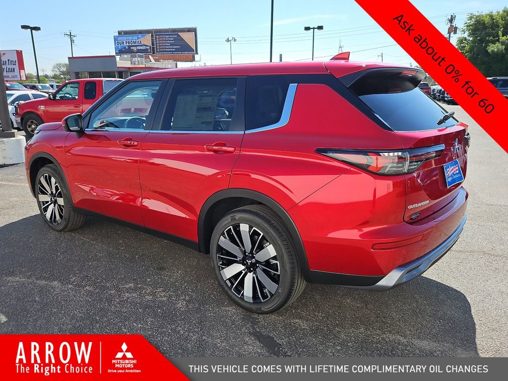 New 2025 Mitsubishi Outlander SE image 8