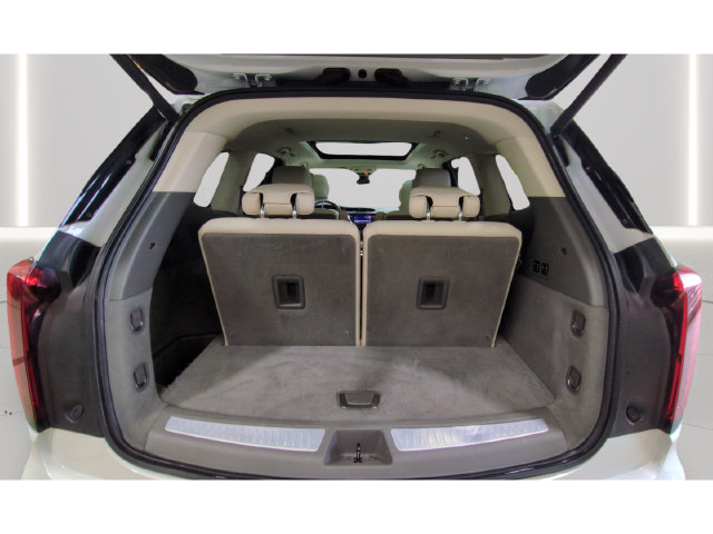 Used 2021 Cadillac XT6 Premium Luxury w/ LPO, Floor Liner Package AWD/4WD image 22