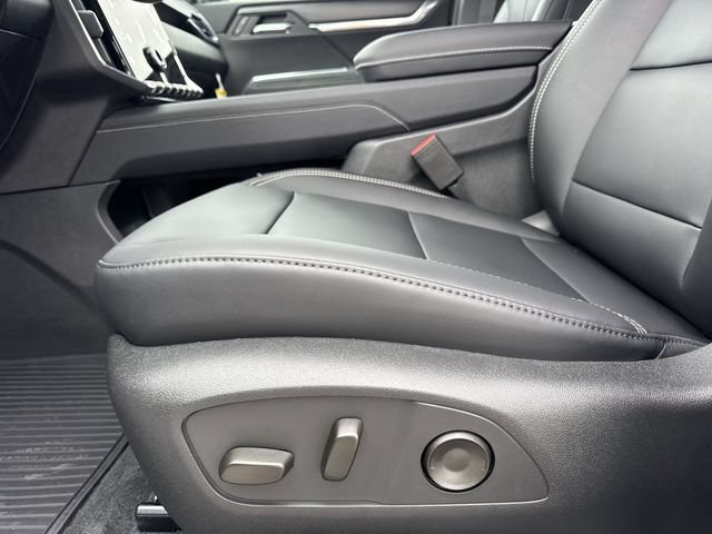 New 2026 GMC Acadia Elevation w/ Elevation Premium Package FWD image 16