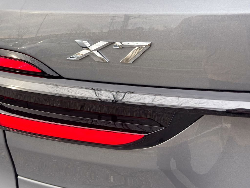 New 2026 BMW X7 xDrive40i image 6