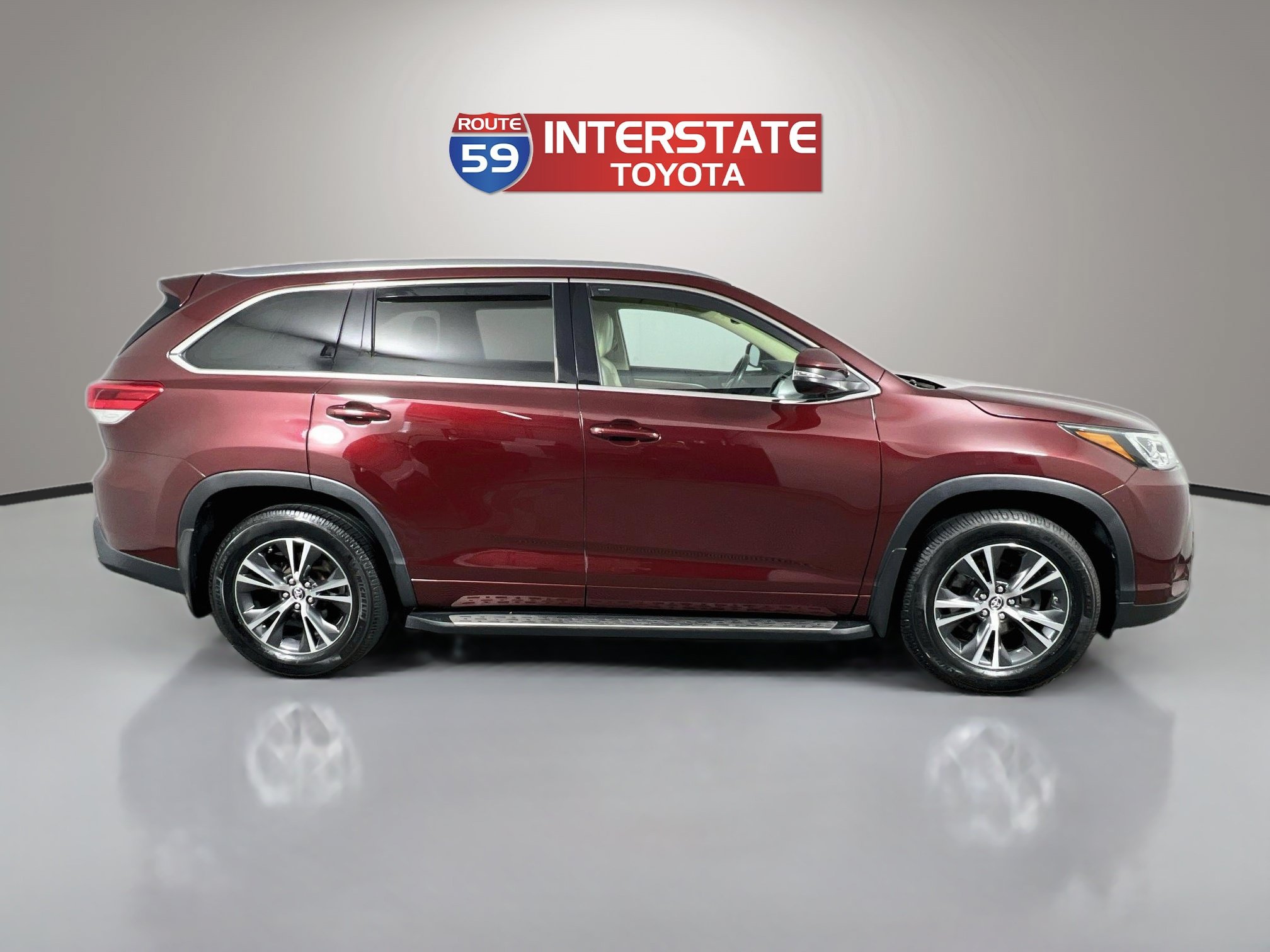 Used 2019 Toyota Highlander Limited AWD/4WD image 8