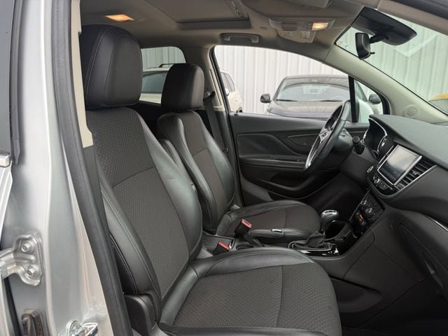 Used 2019 Buick Encore Preferred w/ Safety Package FWD image 28