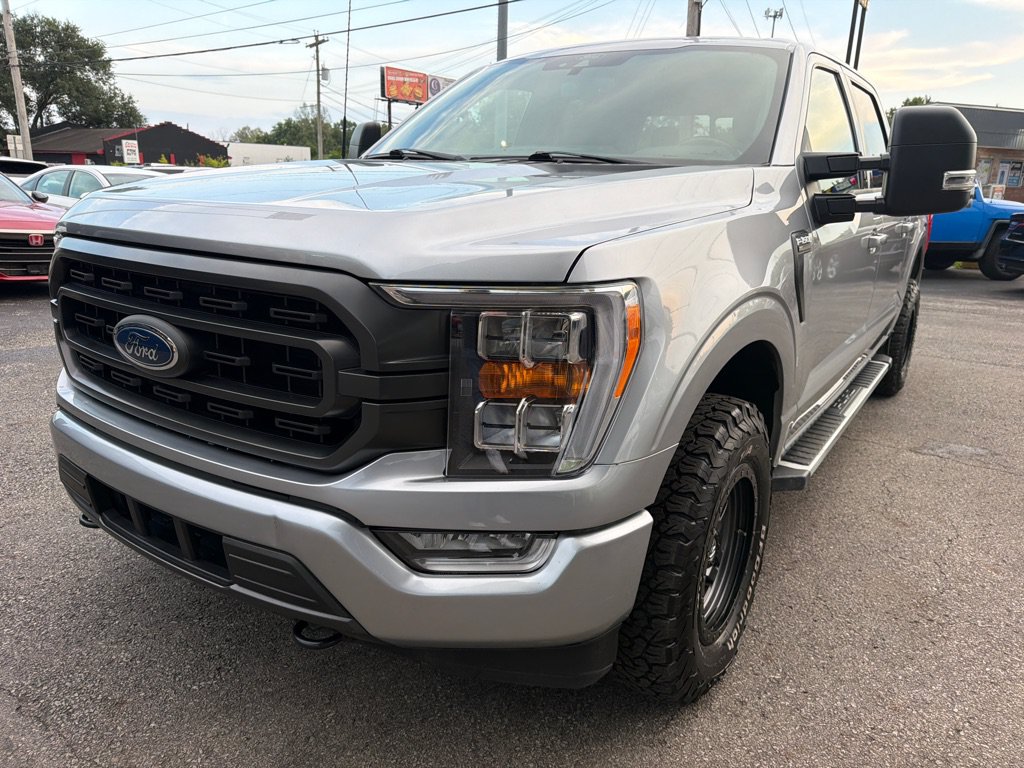 Used 2021 Ford F150 XLT w/ Equipment Group 302A High AWD/4WD image 8