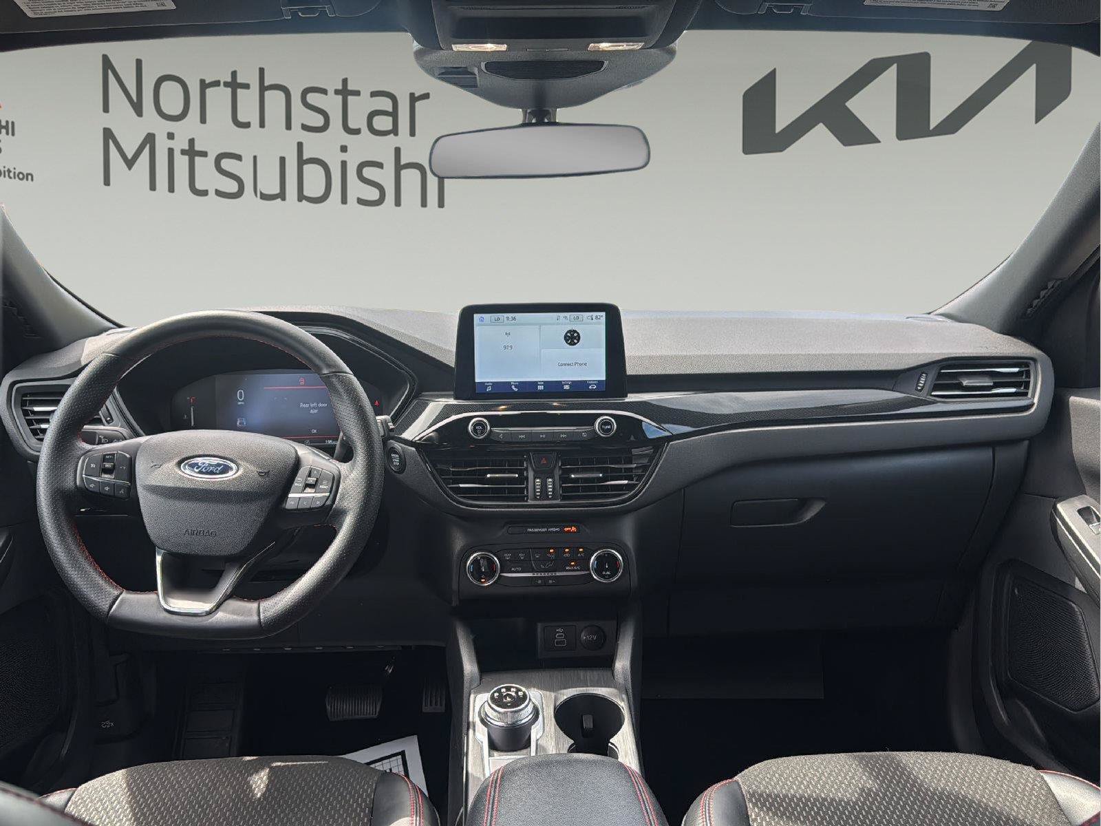 Used 2025 Ford Escape ST-Line FWD image 12