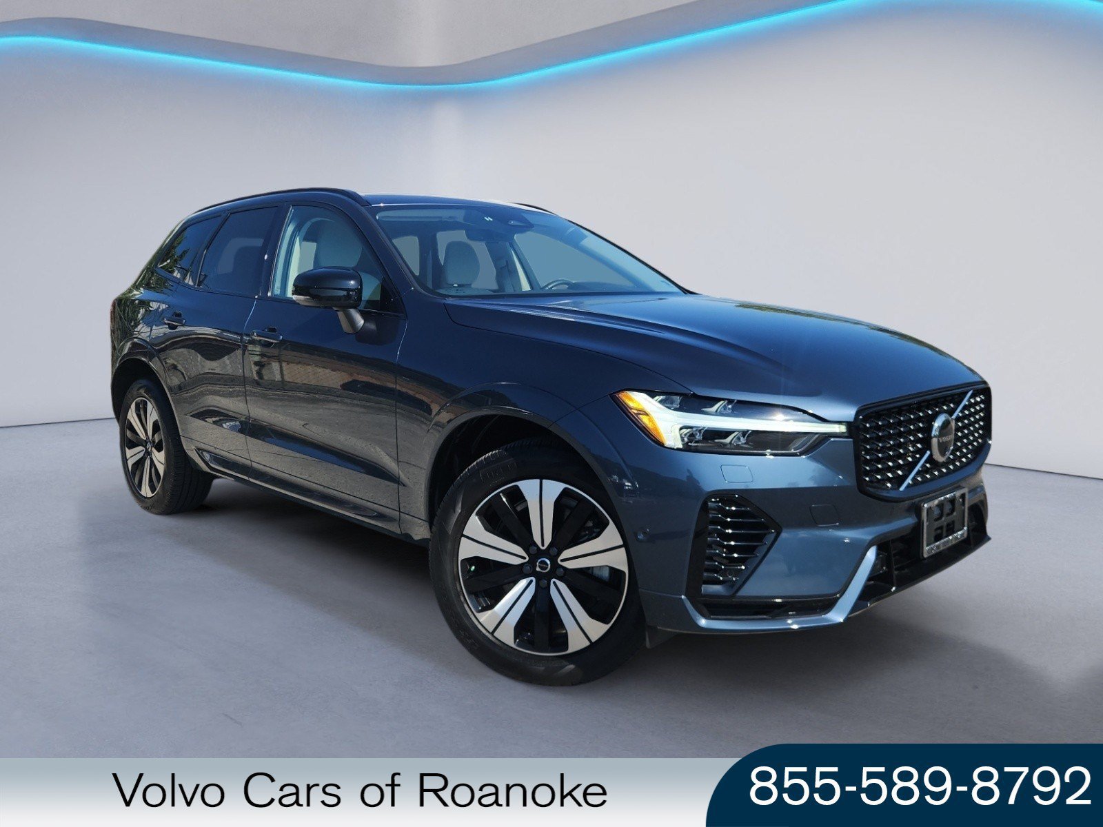 Certified 2025 Volvo XC60 T8 Plus w/ Protection Package Premier