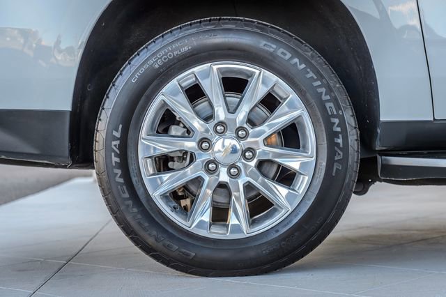 Used 2023 Chevrolet Suburban Premier image 15