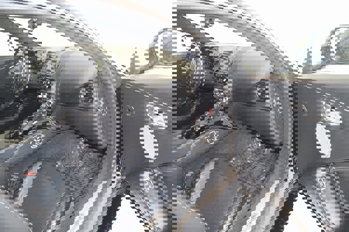 Used 2019 Aston Martin V8 Vantage Coupe image 36