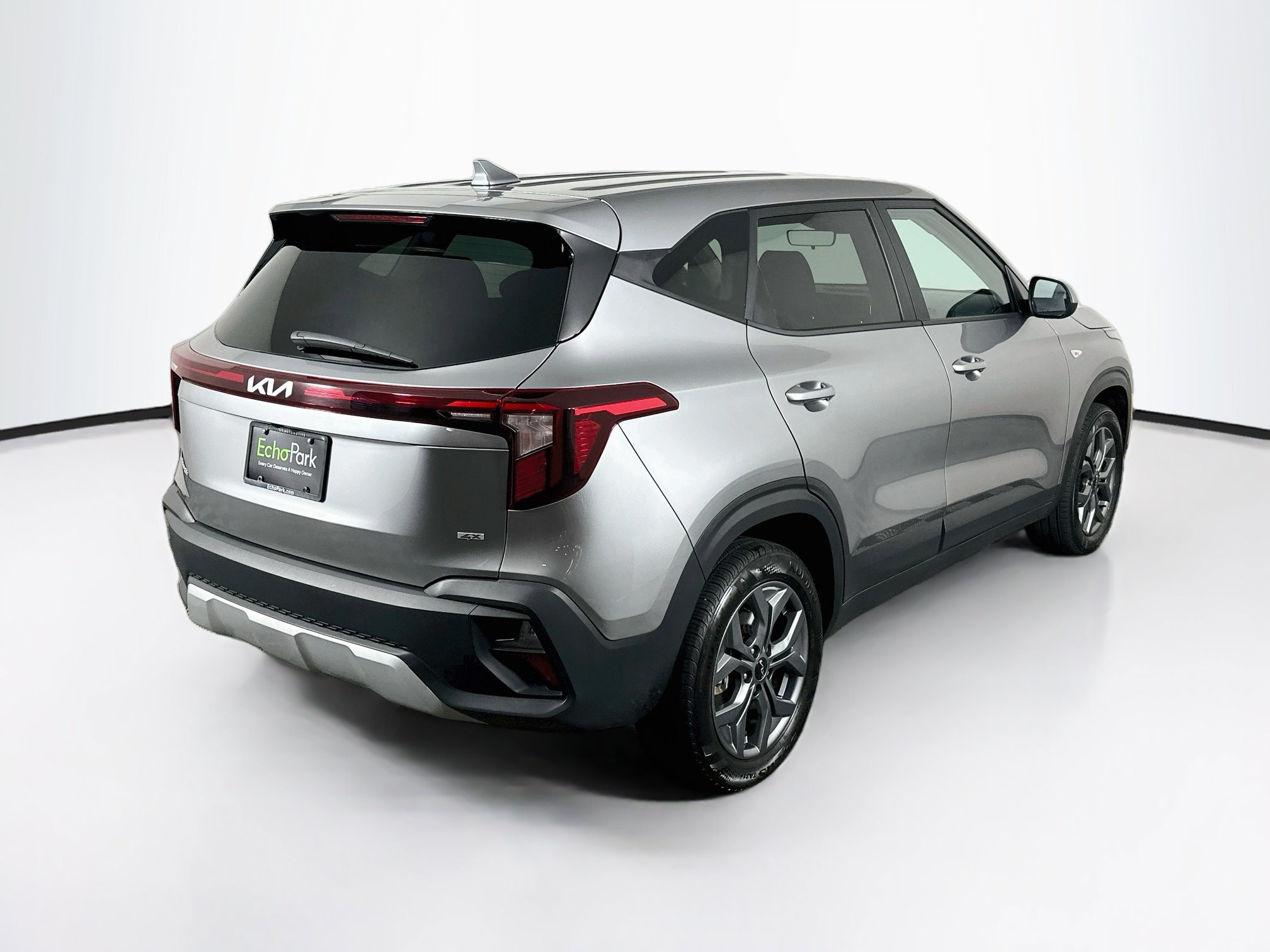 Used 2026 Kia Seltos LX AWD/4WD image 9
