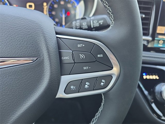 New 2026 Chrysler Pacifica Select image 24