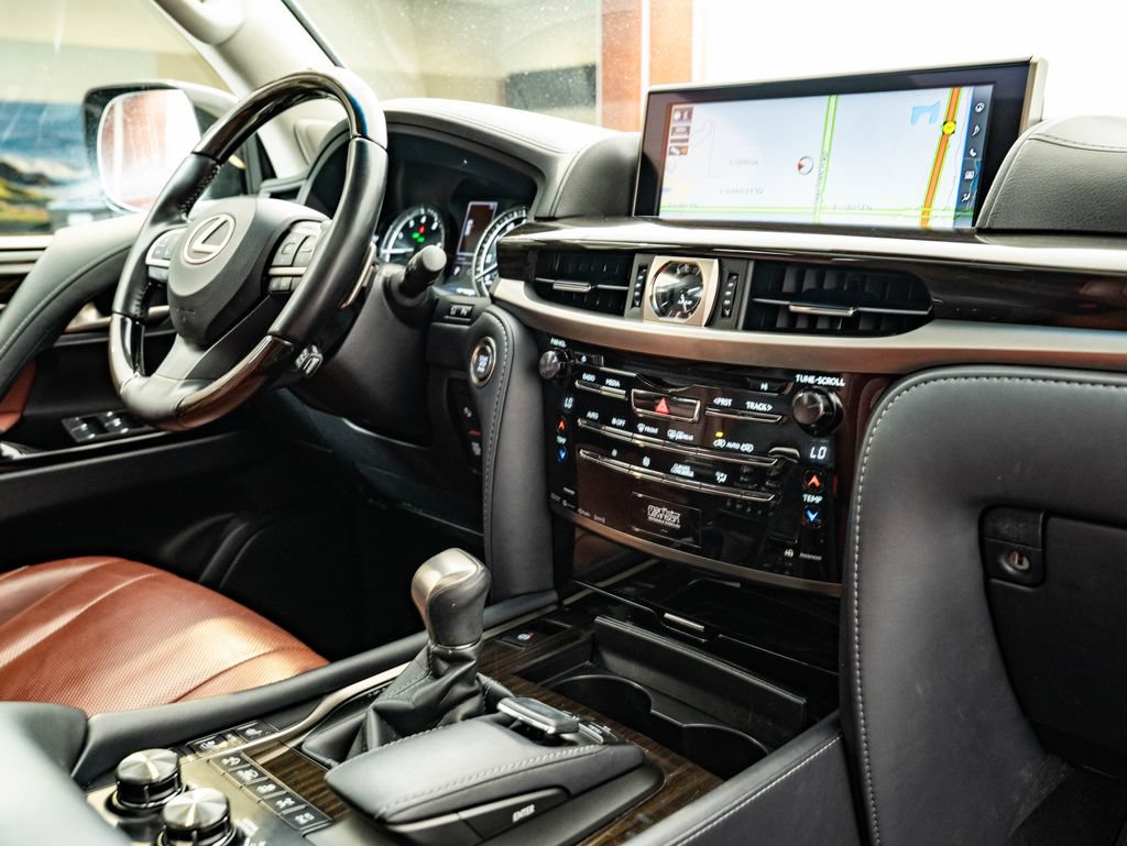 Certified 2021 Lexus LX 570 4WD w/ Luxury Package image 56