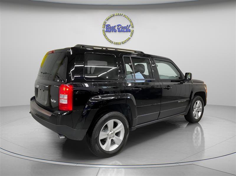 Used 2013 Jeep Patriot Sport w/ PWR Value Group AWD/4WD image 5