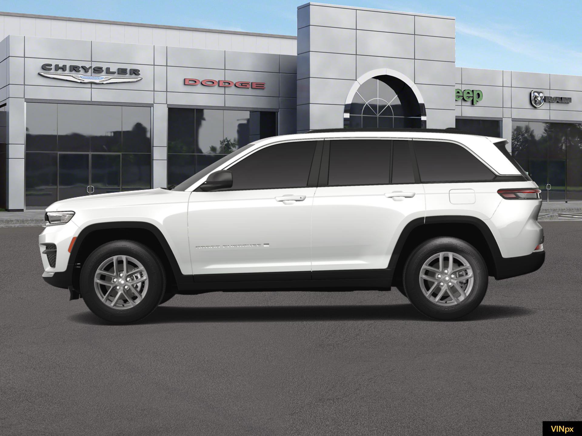 New 2025 Jeep Grand Cherokee Laredo X w/ Luxury Tech Group I image 3