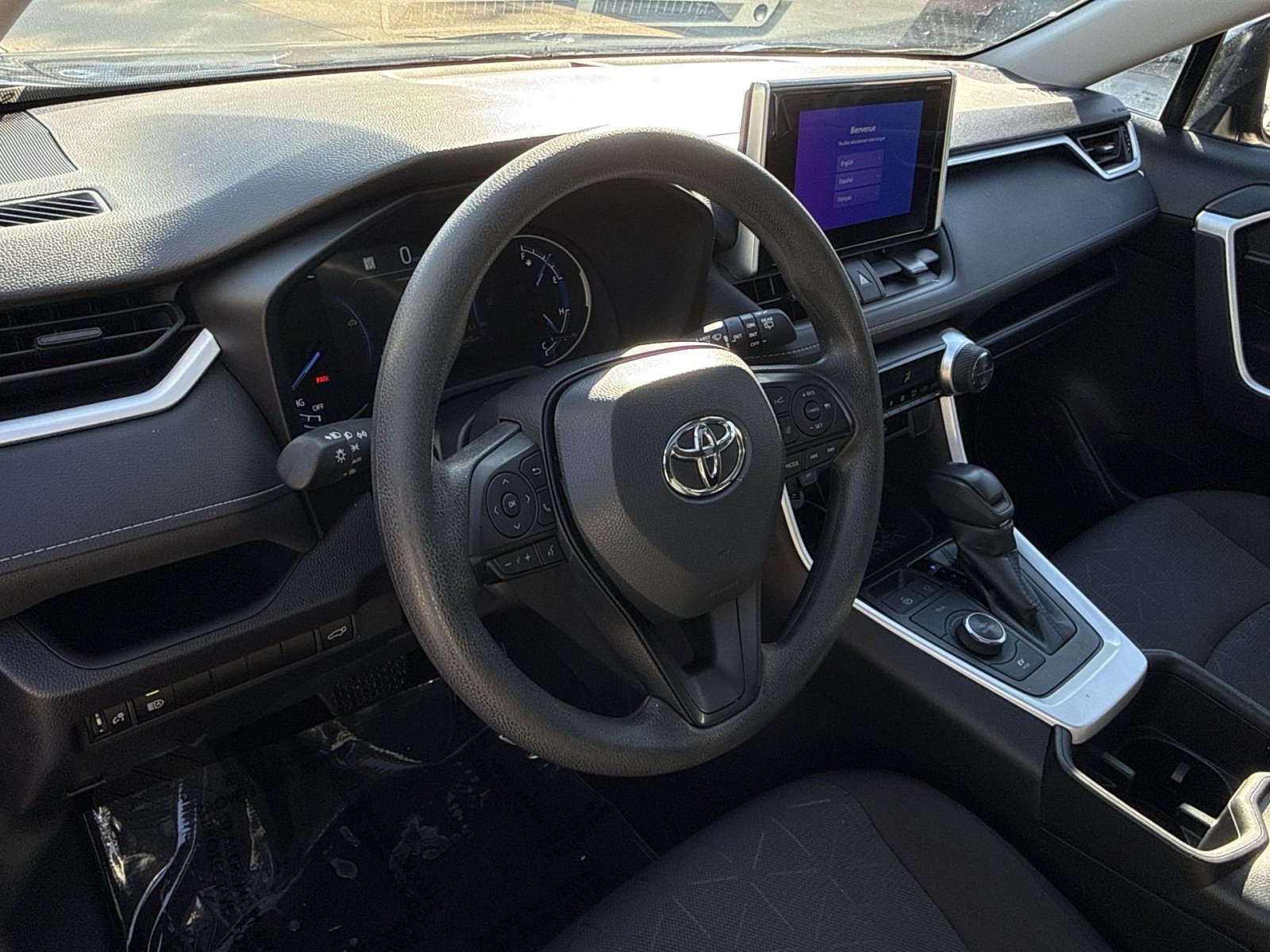 Used 2025 Toyota RAV4 XLE w/ Convenience Package AWD/4WD image 16