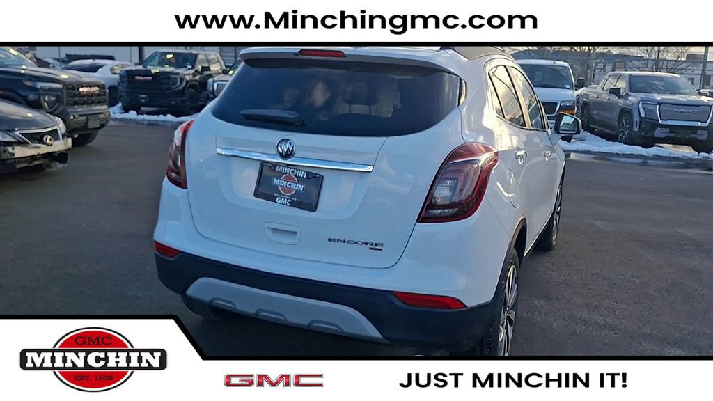 Certified 2022 Buick Encore Preferred w/ Safety Package image 9
