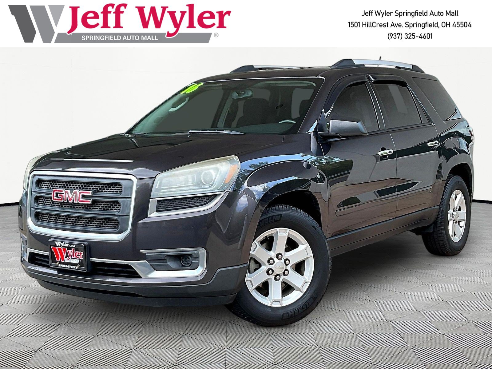 Used 2016 GMC Acadia SLE FWD image 1