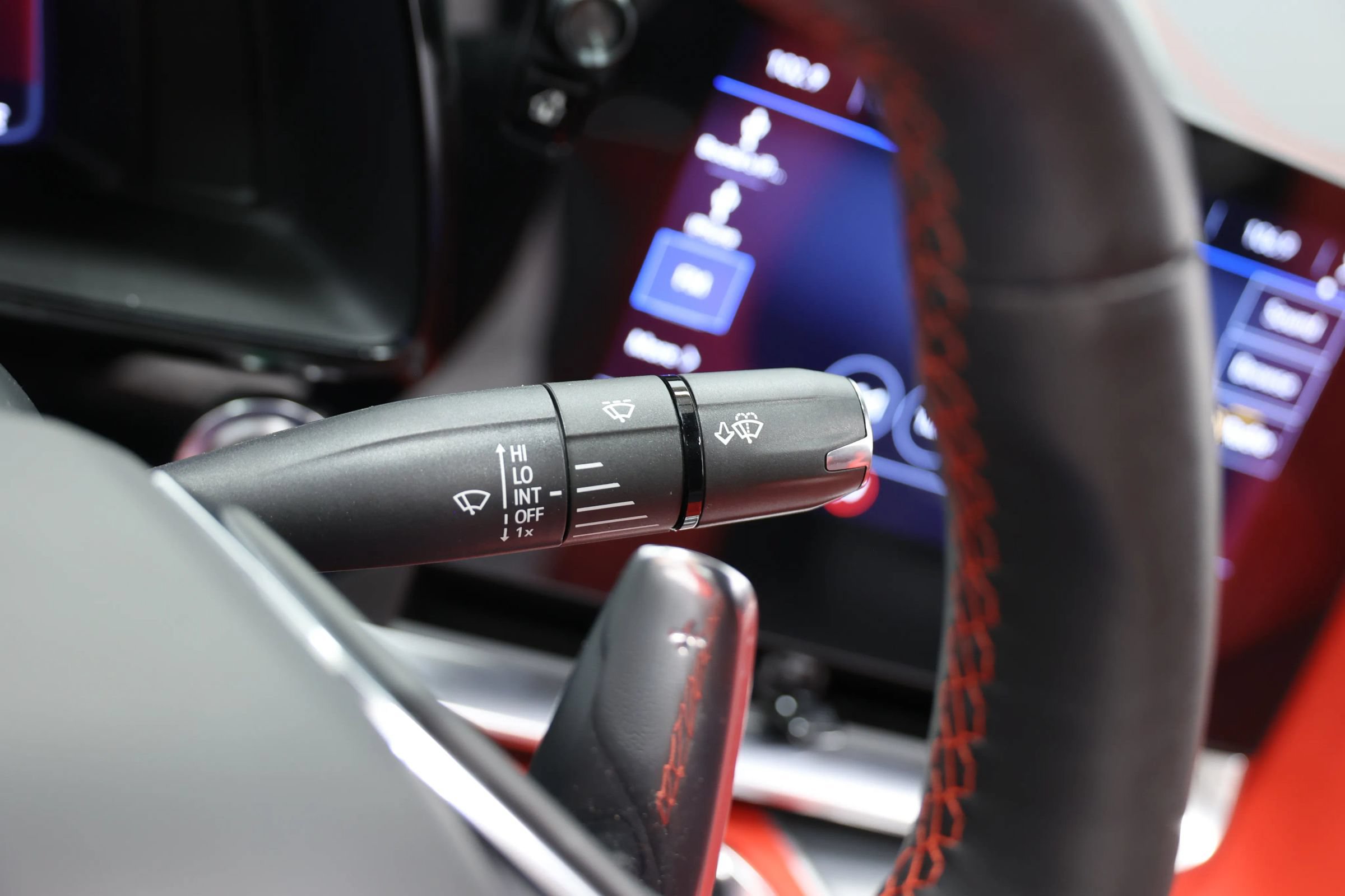 Used 2020 Chevrolet Corvette Stingray Preferred Cpe w/ 2LT Preferred Equipment Group RWD image 37