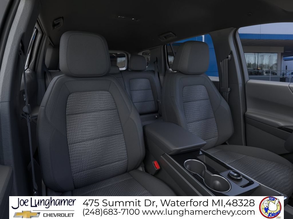 New 2026 Chevrolet Equinox LT w/ Safety and Technology Package FWD image 18